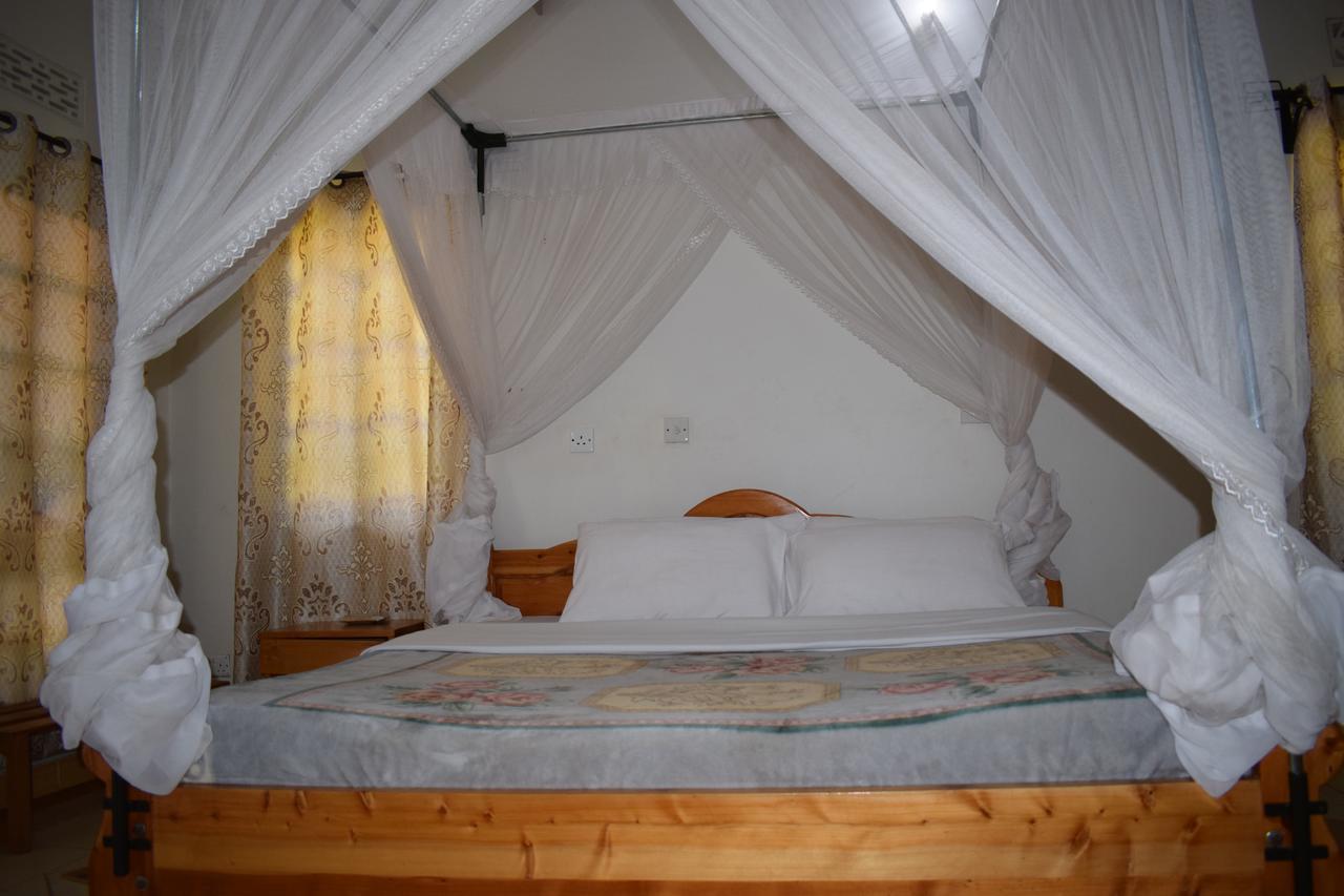 Ngorongoro Lodge Karatu Exterior photo