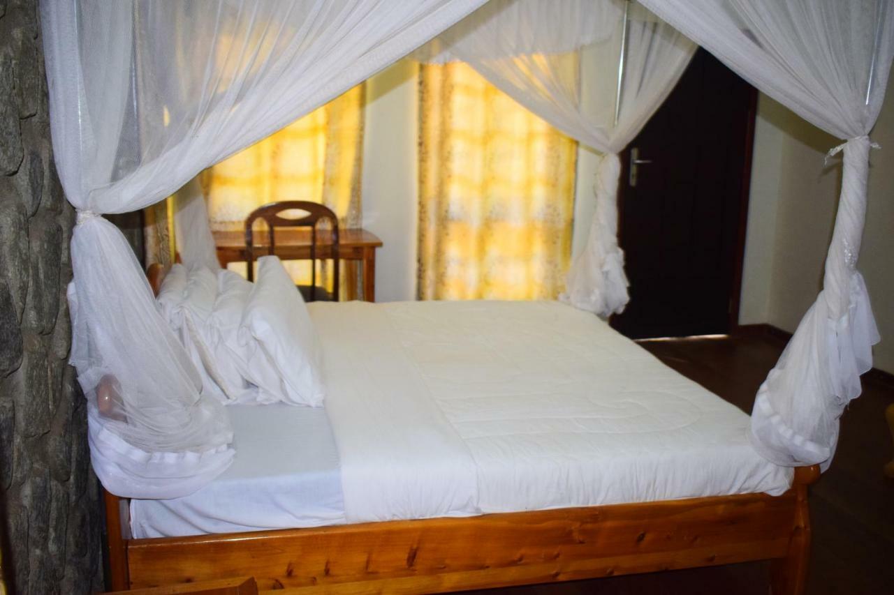 Ngorongoro Lodge Karatu Exterior photo