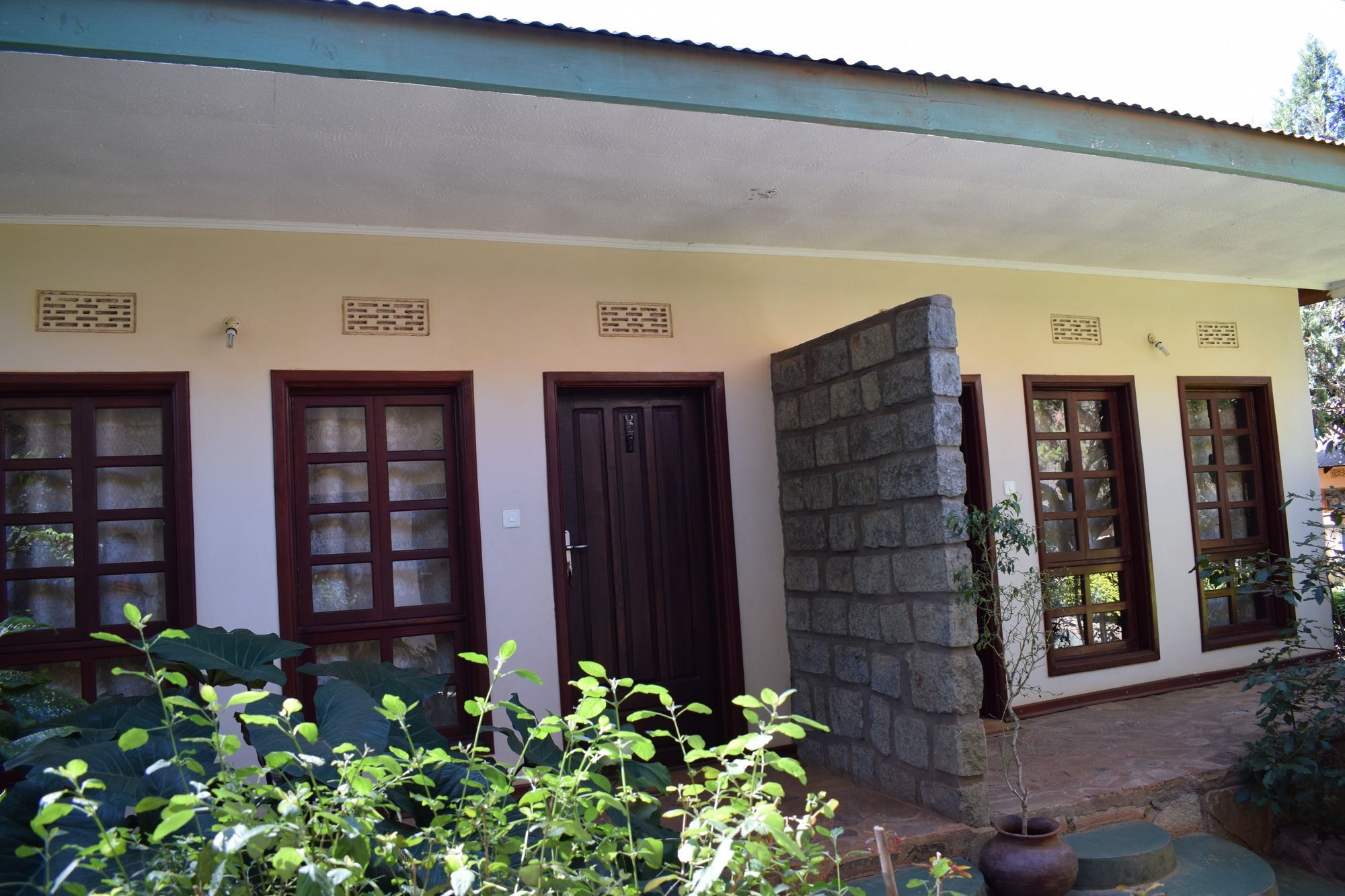 Ngorongoro Lodge Karatu Exterior photo